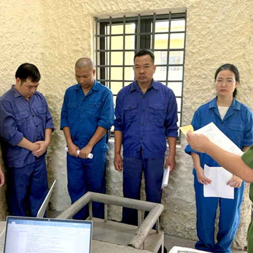 Tin Podcast ngày 8-10-2025: Làm giả bệnh án, Phó giám đốc Bệnh viện Phổi Hà Nội bị khởi tố