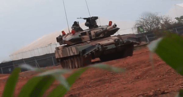 Siêu tăng Arjun Mk II Ấn Độ sẽ ra sao khi được tích hợp trí tuệ nhân tạo?