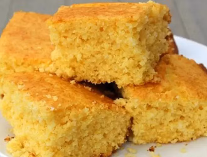 Bánh ngô là một món được yêu thích tại hầu hết các nước Nam Mỹ. Tuy nhiên, vào đêm giao thừa năm mới, một phần bánh ngô trong bữa ăn của bạn sẽ mang lại tài lộc.