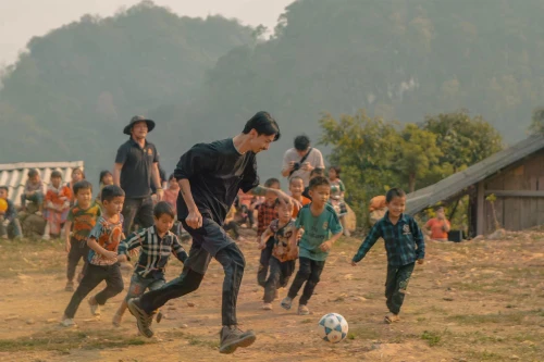 Đen lên tiếng khi dự án “Nuôi em” bị tố không minh bạch 