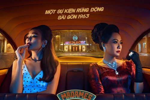 Thanh Hằng đối đầu với Hồng Ánh trong "Madames Thanh Sắc"