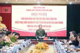 Tập trung mọi nguồn lực khắc phục điểm nghẽn về trật tự đô thị và ùn tắc giao thông tại Thủ đô