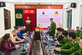 Cảnh sát hình sự Hà Nội trao đổi kinh nghiệm phòng chống "tội phạm mạng" với chuyên gia Liên bang Nga