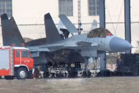 chinese-j-15-flying-shark-and-varyag-aircraft-carrier-3.jpg