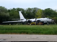 tu-142mr-iz-bortovym-nomerom-chervonyy-25.jpg