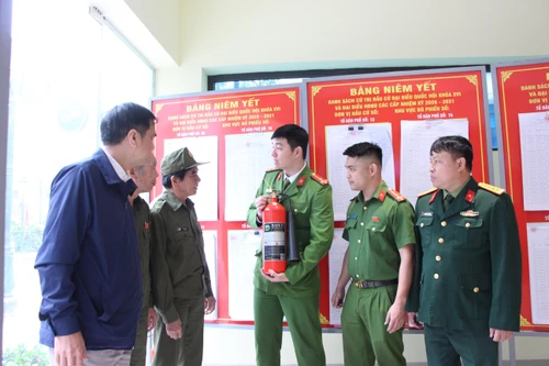 Chủ động phòng ngừa cháy nổ, bảo đảm an toàn tuyệt đối cho ngày bầu cử tại phường Ba Đình