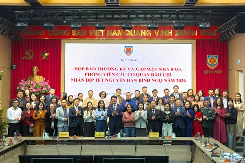 Báo chí là cầu nối quan trọng trong xây dựng và tổ chức thi hành pháp luật
