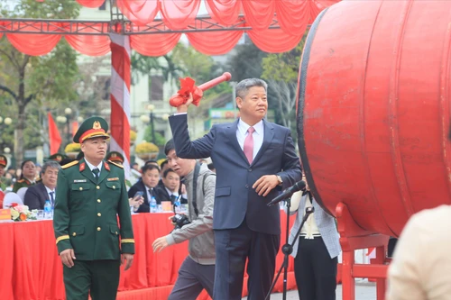 Thắp lửa truyền thống, 771 thanh niên Điểm giao quân số 3 lên đường nhập ngũ