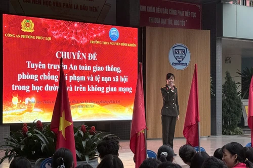 Trang bị “lá chắn an toàn” cho học sinh từ cổng trường đến không gian mạng