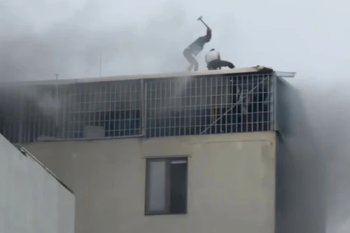 Dũng cảm tìm lối thoát cứu người trong vụ cháy nhà ở Lĩnh Nam