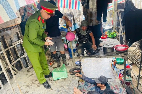 'Phủ kín' địa bàn, 'quét sạch' ma túy