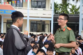 Phối hợp xây dựng "lá chắn" bảo vệ học sinh