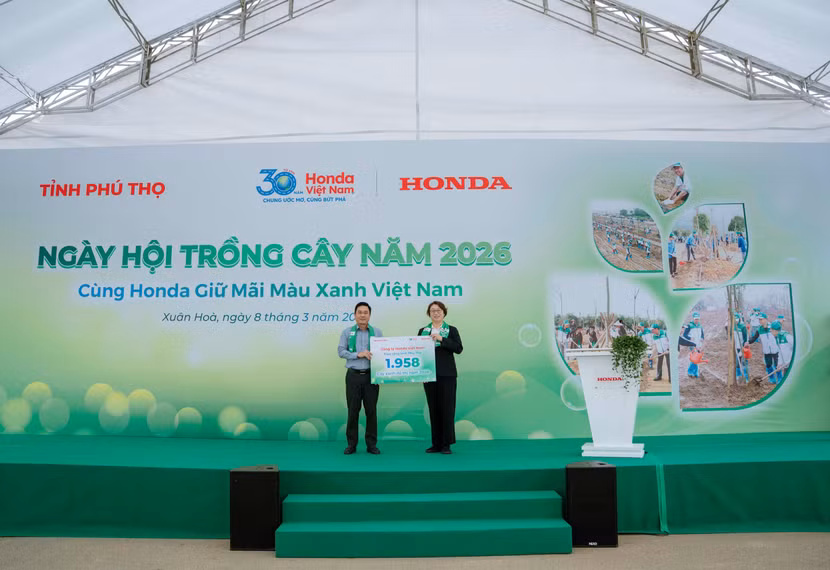 honda-viet-nam-to-chuc-ngay-hoi-trong-cay-cung-honda-giu-mai-mau-xanh-viet-nam-tai-tinh-phu-tho.jpg