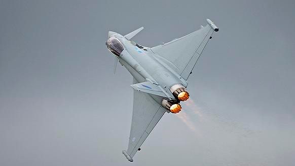 Không đủ tiền mua Rafale, Ấn Độ quay sang mua 126 Typhoon của Đức? ảnh 1