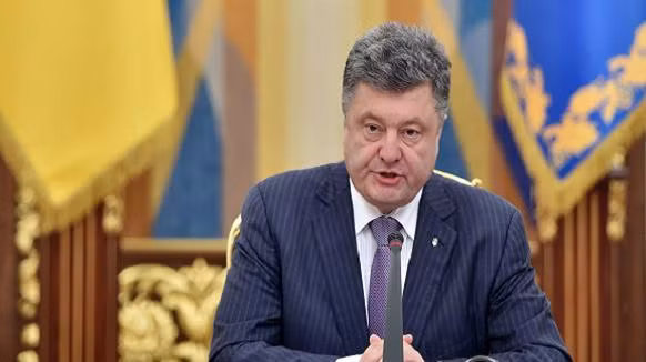 Ukraine cam kết giải quyết khủng hoảng thông qua đối thoại ảnh 1