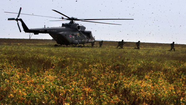 Hải quân đánh bộ Nga diễn tập nhảy dù khẩn cấp tại Hạm đội Caspia ảnh 1