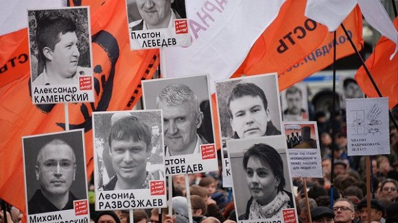 Nga: Biểu tình cực lớn phản đối Tổng thống Putin ảnh 2