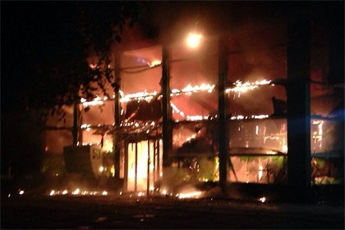 Quân Ukraine dùng chiến thuật đánh “bóc vỏ” chống biểu tình ly khai ảnh 3