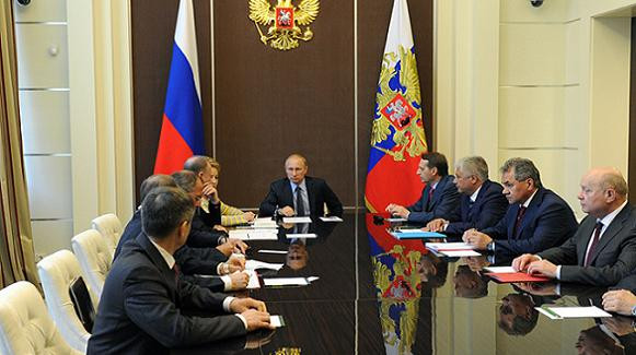 Tổng thống Putin ra lệnh rút quân khỏi biên giới với Ukraine ảnh 1