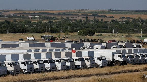 16 xe hàng viện trợ nhân đạo đầu tiên của Nga lên đường sang Ukraine ảnh 1