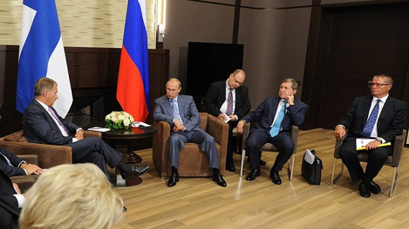 Phần Lan quyết định không trả đũa, tổng thống bay sang thăm Nga ảnh 1