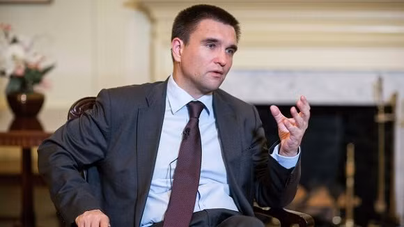 Kiev đưa ra các điều kiện ngừng bắn song phương ở miền đông Ukraine ảnh 1