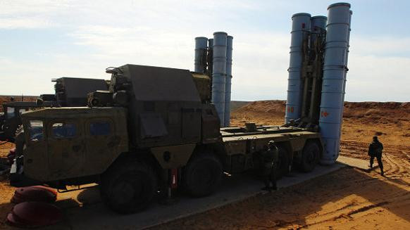 Nga triển khai S-300 và S-400 tới thao trường Ashuluk, gần biên giới Ukraine ảnh 1
