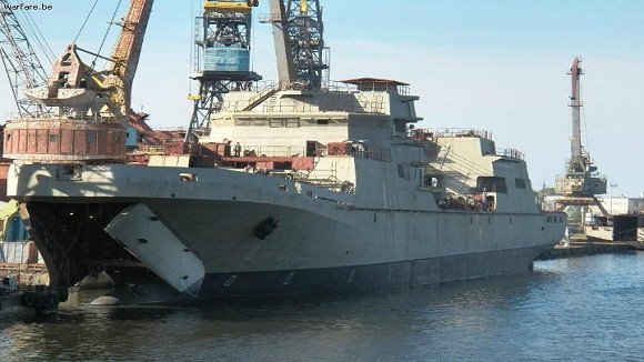 Nga nhận tàu đổ bộ xe tăng Ivan Gren vào năm 2015 ảnh 1