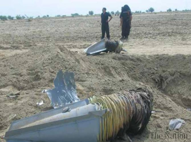 Pakistan gặp họa vì máy bay "đồ cổ" J-7 quá nát của Trung Quốc ảnh 2