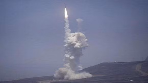 Hệ thống tên lửa đánh chặn Mỹ lần đầu tiêu diệt mục tiêu trong 6 năm ảnh 1