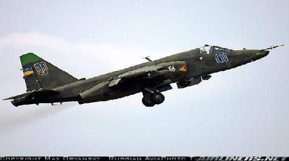 Quân ly khai tấn công mạnh, hai Su-25 của Ukraine bị bắn hạ, 300 lính đào ngũ ảnh 1