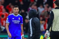 Đề nghị phạt tù cổ động viên phân biệt chủng tộc với Mbappe