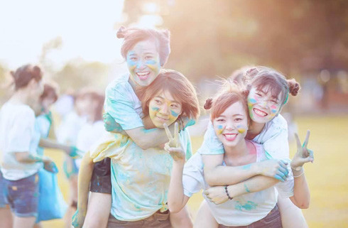 Những slogan áo đồng phục "bá đạo" nhất năm 2017, giới trẻ háo hức ảnh 7