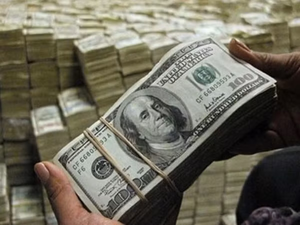 Audio 28-9-2015: Lãi suất tiền gửi USD về 0%/năm, và vụ mạo danh cán bộ y tế lừa hơn 4 tỷ đồng ảnh 1 Audio 28-9-2015: Lãi suất tiền gửi USD về 0%/năm, và vụ mạo danh cán bộ y tế lừa hơn 4 tỷ đồng ảnh 1