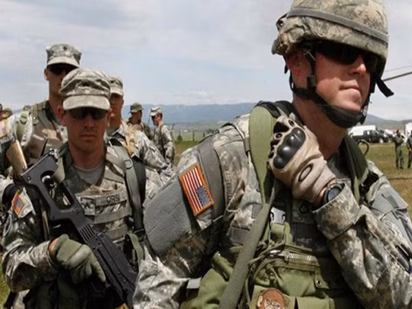 Audio 12-5-2015: Xà beng công trình đường sắt trên cao rơi trúng ôtô và vụ máy bay chở khách bị gẫy cánh ảnh 4