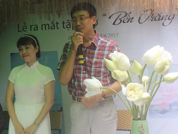 Đọc thơ mà cứ ngỡ đang... tọa Thiền ảnh 1