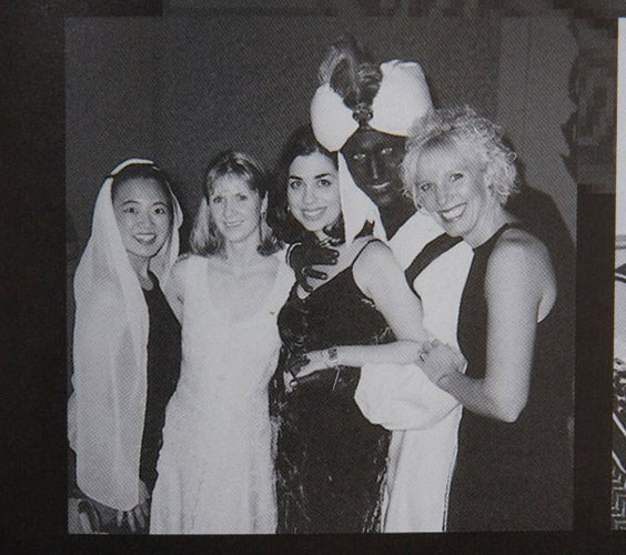 Thủ tướng Canada xin lỗi về hành động "nông nổi" khi làm giáo viên 18 năm trước ảnh 1