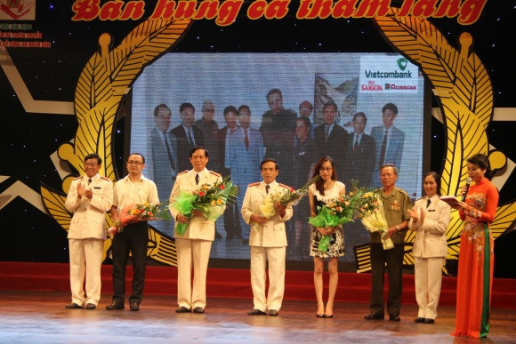 Bản hùng ca về người chiến sỹ công an ảnh 4