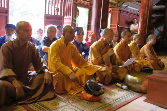 Xin lửa thiêng đúc 60 tượng vàng Đức Thánh Gióng ảnh 2