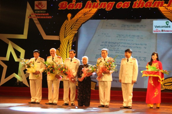 Bản hùng ca về người chiến sỹ công an ảnh 3