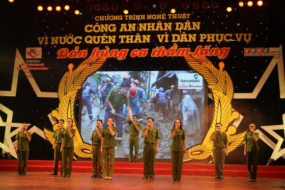 Bản hùng ca về người chiến sỹ công an ảnh 1