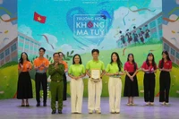 Từ người lính “đánh án ma túy” đến “idol” của học sinh, sinh viên Hà Nội