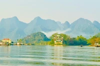 Xóa bỏ định kiến “mùa vụ”, thúc đẩy du lịch Hương Sơn đón khách cả 4 mùa