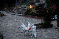 Cận cảnh đại dịch ở Nepal với sức tàn phá có thể còn hơn Ân Độ