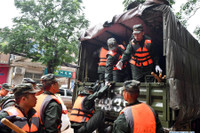 [Ảnh] Mưa lớn ‘nghìn năm có một’ gây lụt lội kinh hoàng ở tỉnh Hà Nam, Trung Quốc