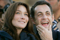 [Ảnh] Carla Bruni - từ người mẫu, ca sĩ, đệ nhất phu nhân đến vợ của “tội phạm”