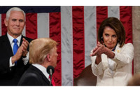 [ẢNH] Những khoảnh khắc đi vào lịch sử trong nhiệm kỳ 4 năm của Tổng thống Donald Trump