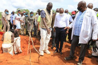 Phát hiện ít nhất 73 thi thể tín đồ giáo phái “nhịn ăn” ở Kenya