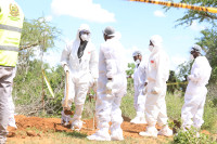 Phát hiện ít nhất 73 thi thể tín đồ giáo phái “nhịn ăn” ở Kenya