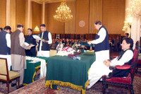 [Ảnh] Phản ứng của các chính trị gia hàng đầu khi bị nêu tên trong 'Hồ sơ Pandora'